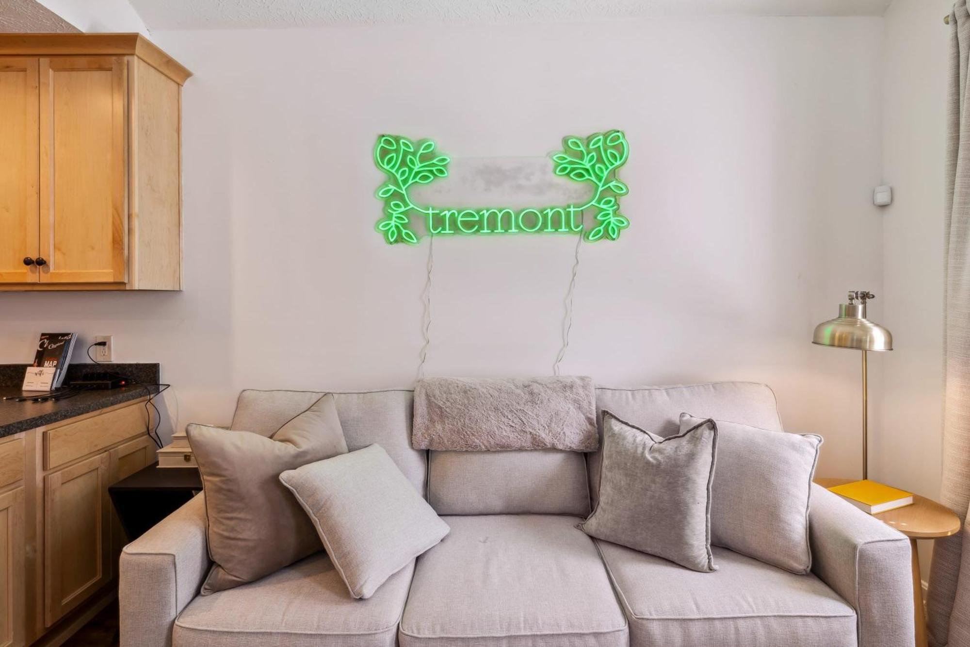 Newly Renovated Tremont Treasure I Cozy + Modern Villa Cleveland Dış mekan fotoğraf